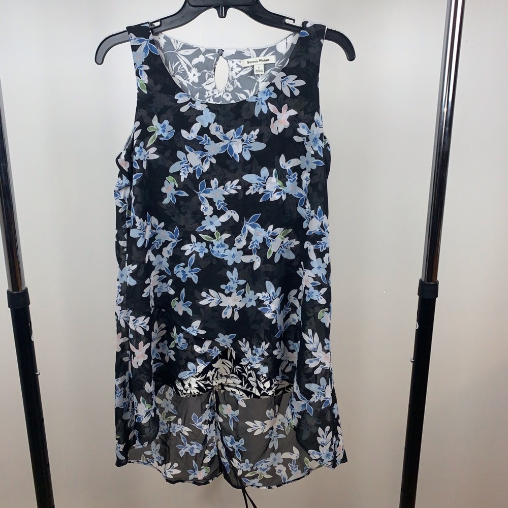 Studio Works Women Size Small Asymmetrical‎ Blue Floral High Low Sheer Blouse